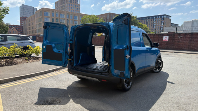 Ford Transit Courier Diesel 1.5 EcoBlue Limited Van - Image 36